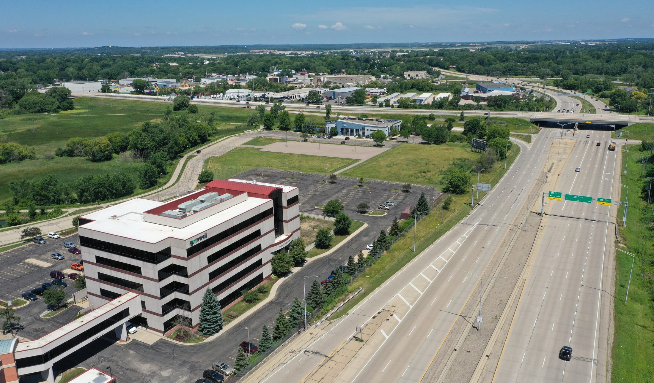 Aerial view of 313 Blettner along US 51